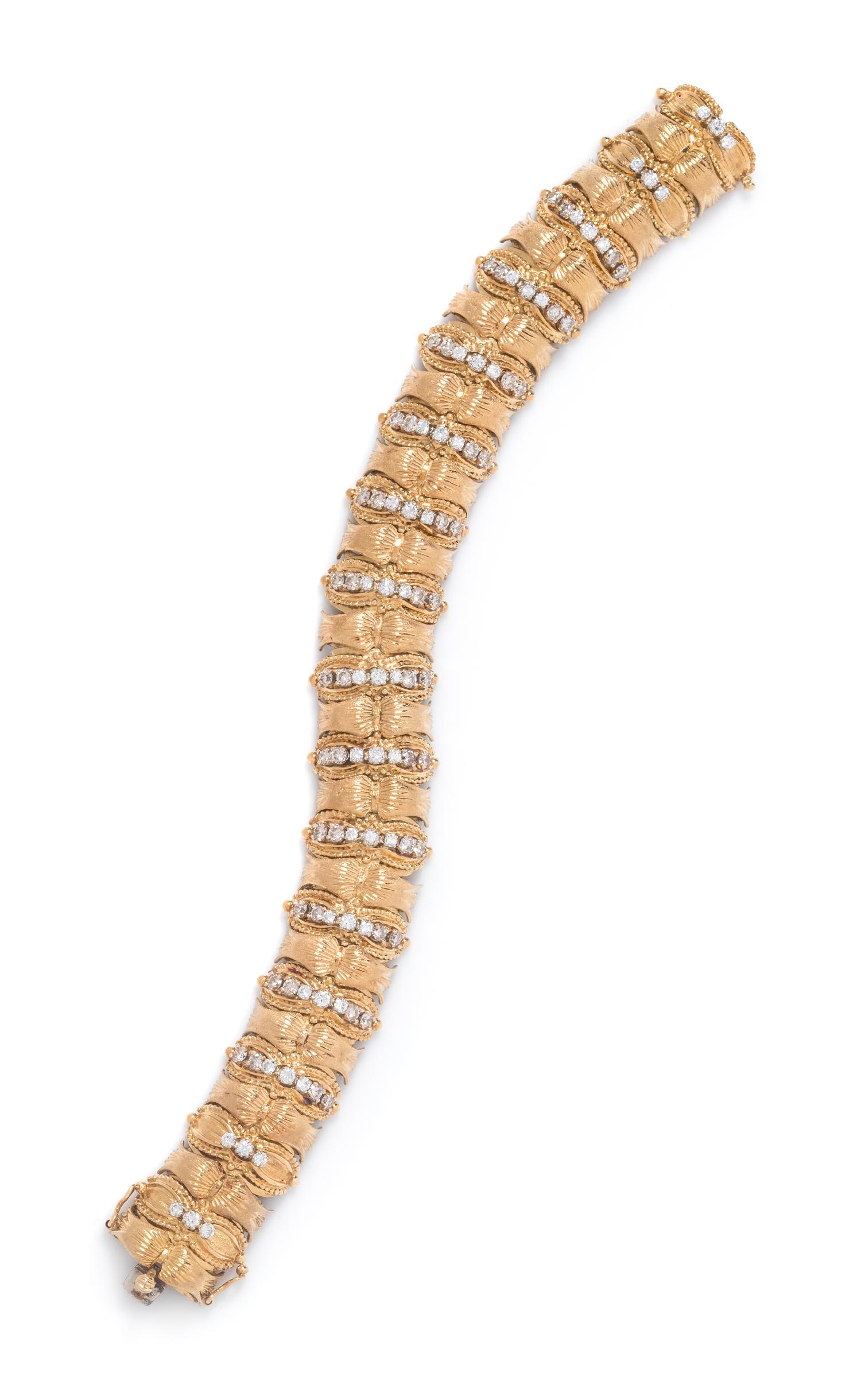 An 18 Karat Yellow Gold and Diamond Bracelet,