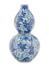 A Chinese Blue and White Porcelain Gourd-Form Vase