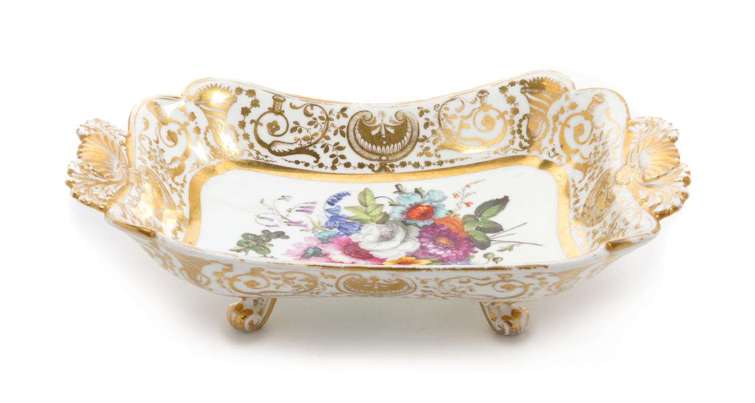 A Paris Porcelain Bowl Width 12 1/4 inches. — 19TH CENTURY