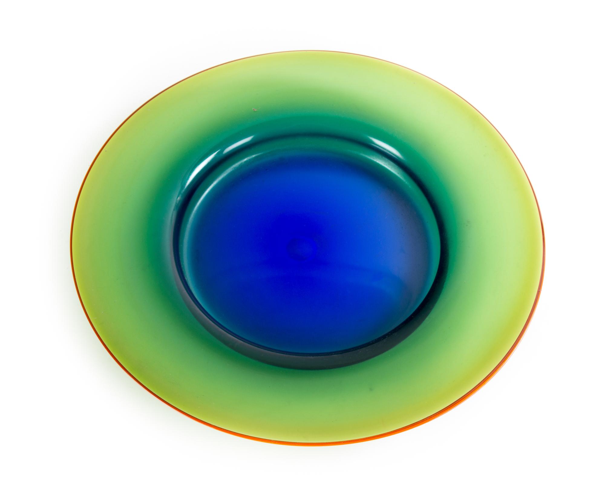 A Colored Glass Charger, Peter Secrest Diameter 16 1/4 inches. — 20TH CENTURY