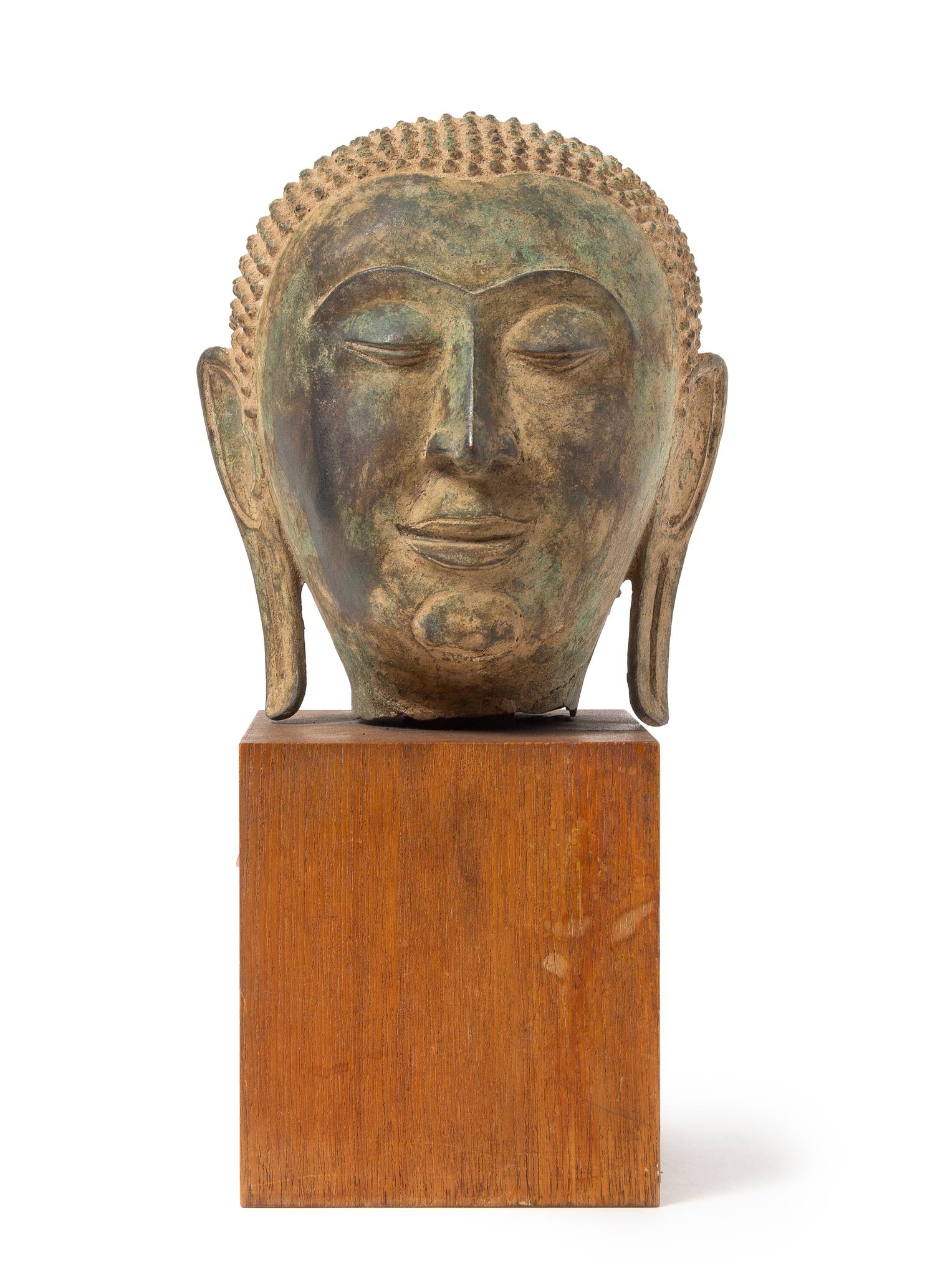 A Thai Bronze Head of Buddha Height 6 3/4 inches. — 18TH/19TH CENTURY