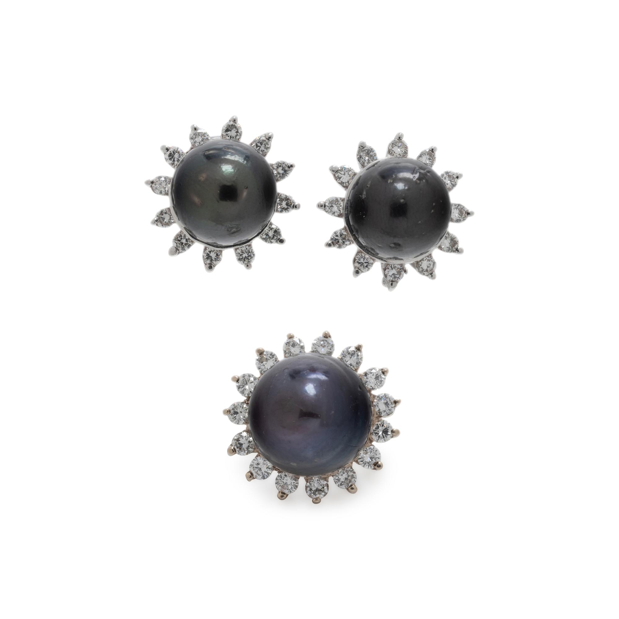 CULTURED TAHITIAN PEARL AND DIAMOND SET