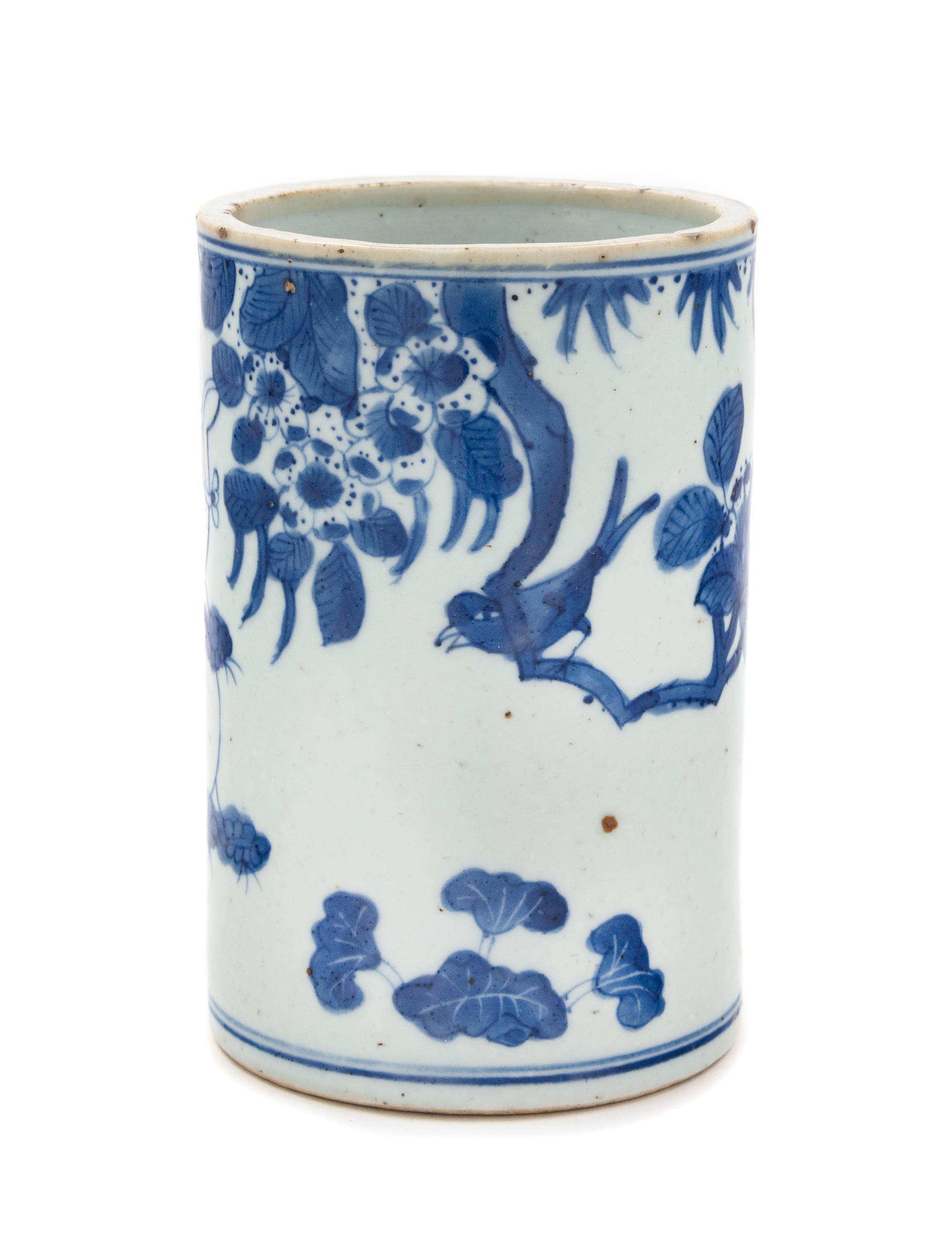 A Chinese Blue and White Porcelain Brushpot, Bitong Height 6 1/4 inches. — 19TH CENTURY