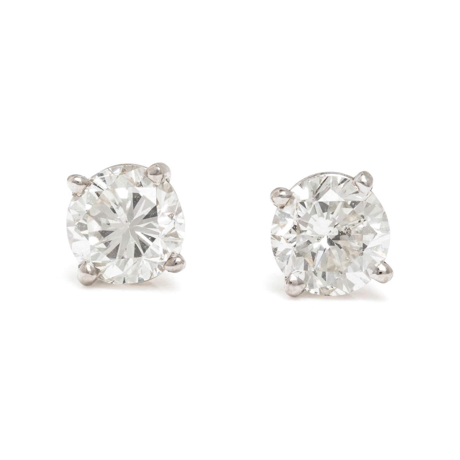 DIAMOND STUD EARRINGS