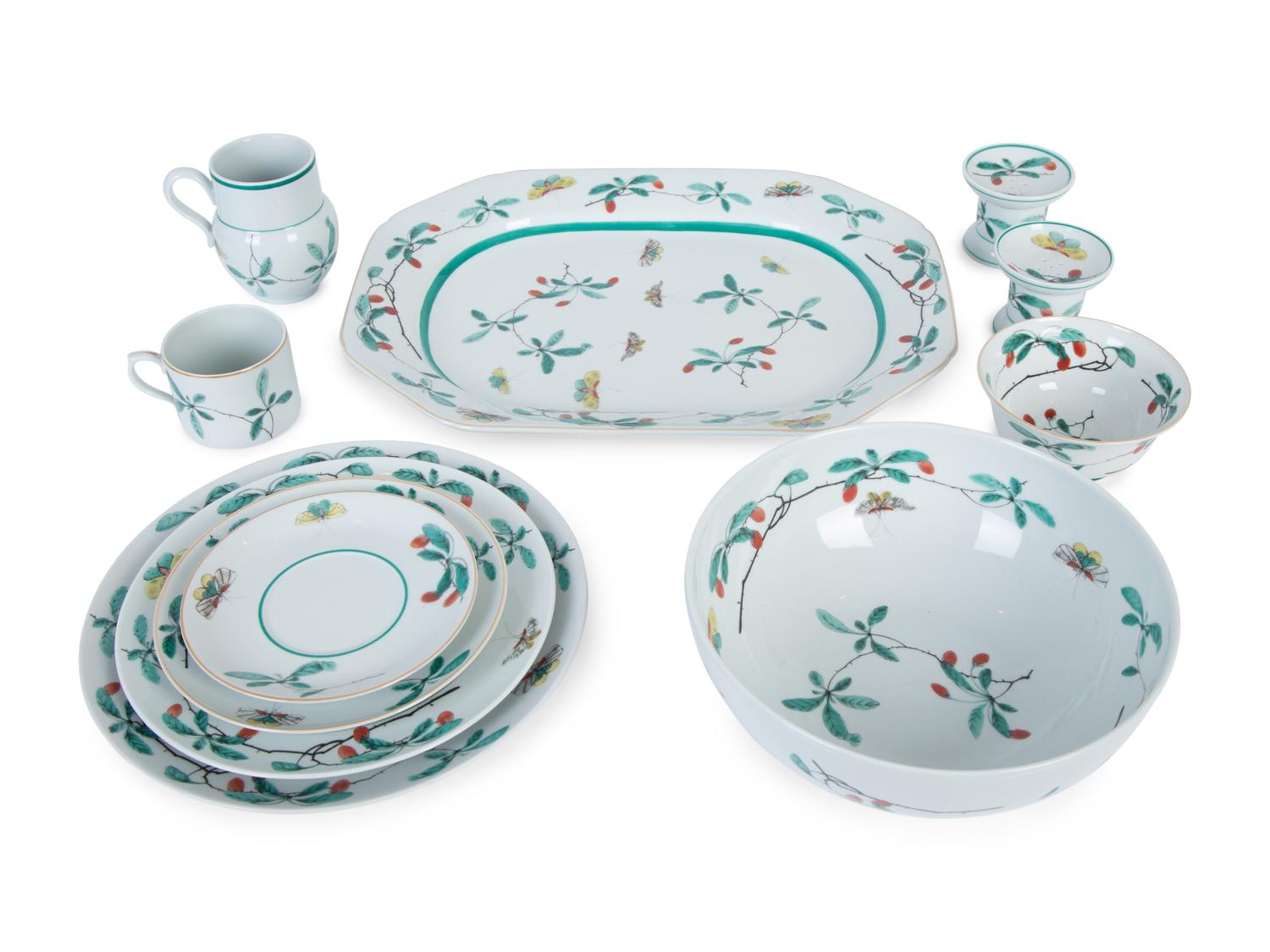 A 62-Piece Mottahedeh Famille Verte Porcelain Part Dinner Service — 20TH/21ST CENTURY