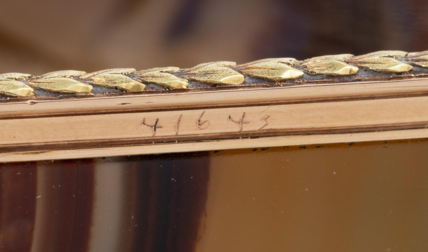 A Russian Gold Mounted Agate Vide Poche