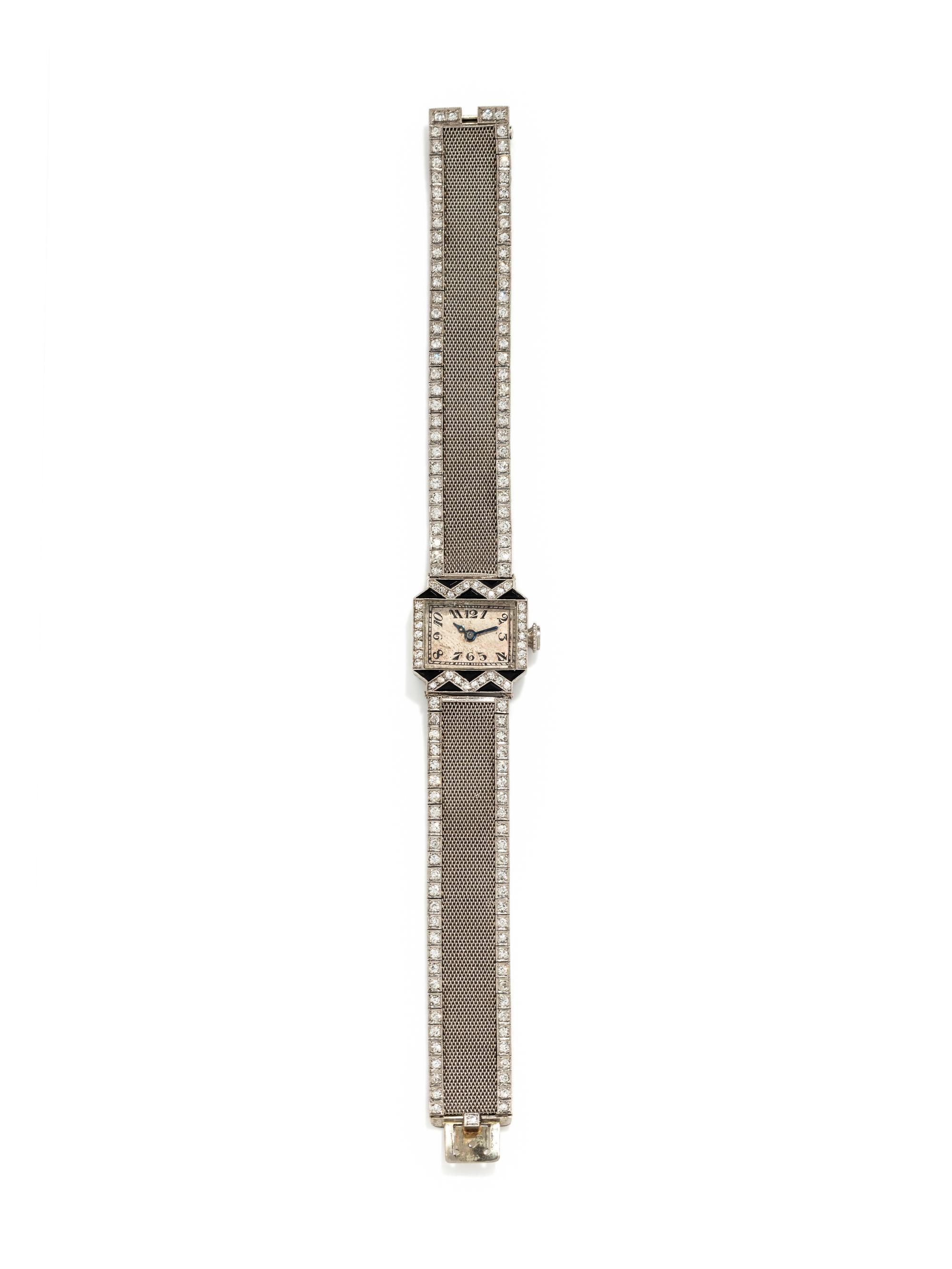 ART DECO, PLATINUM, DIAMOND AND ONYX WRISTWATCH