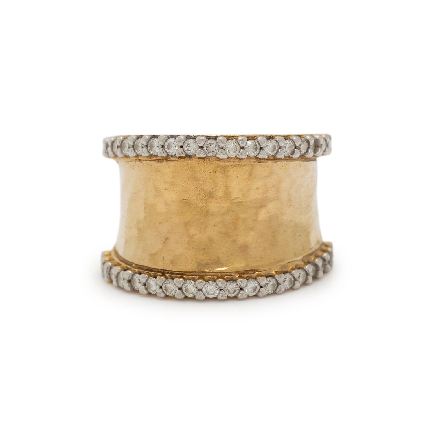 YELLOW GOLD AND DIAMOND RING