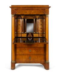 A Biedermeier Burl Veneer Secrétaire à Abattant