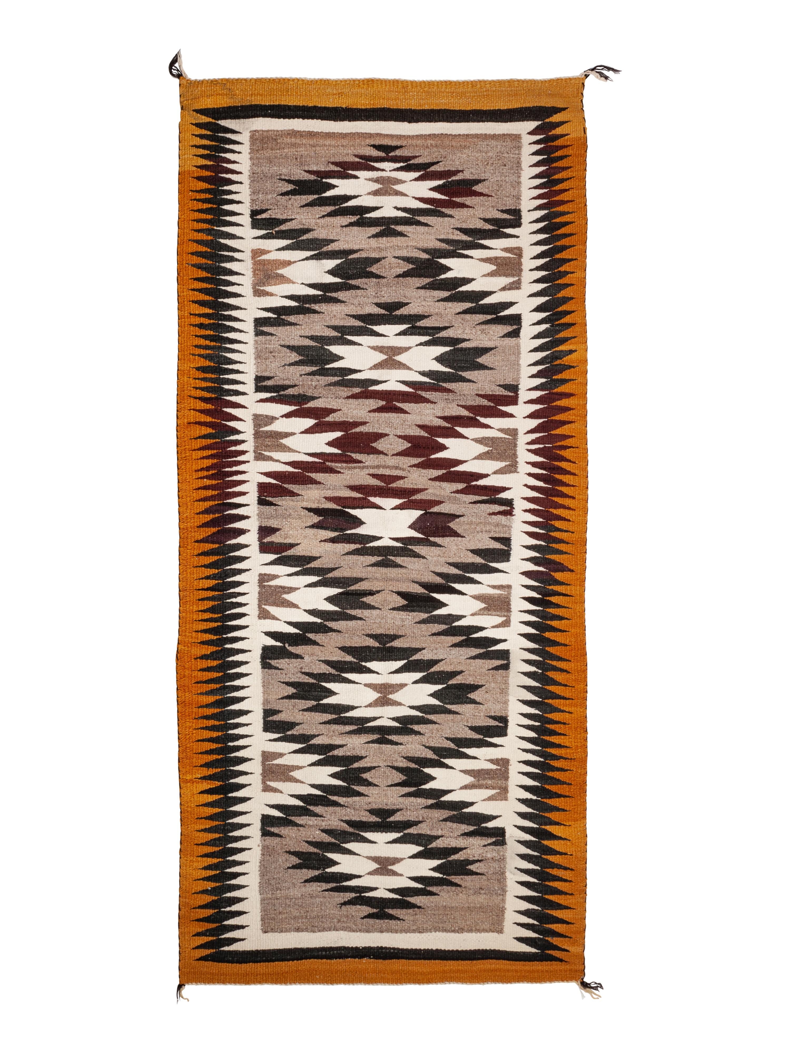 Navajo Runner