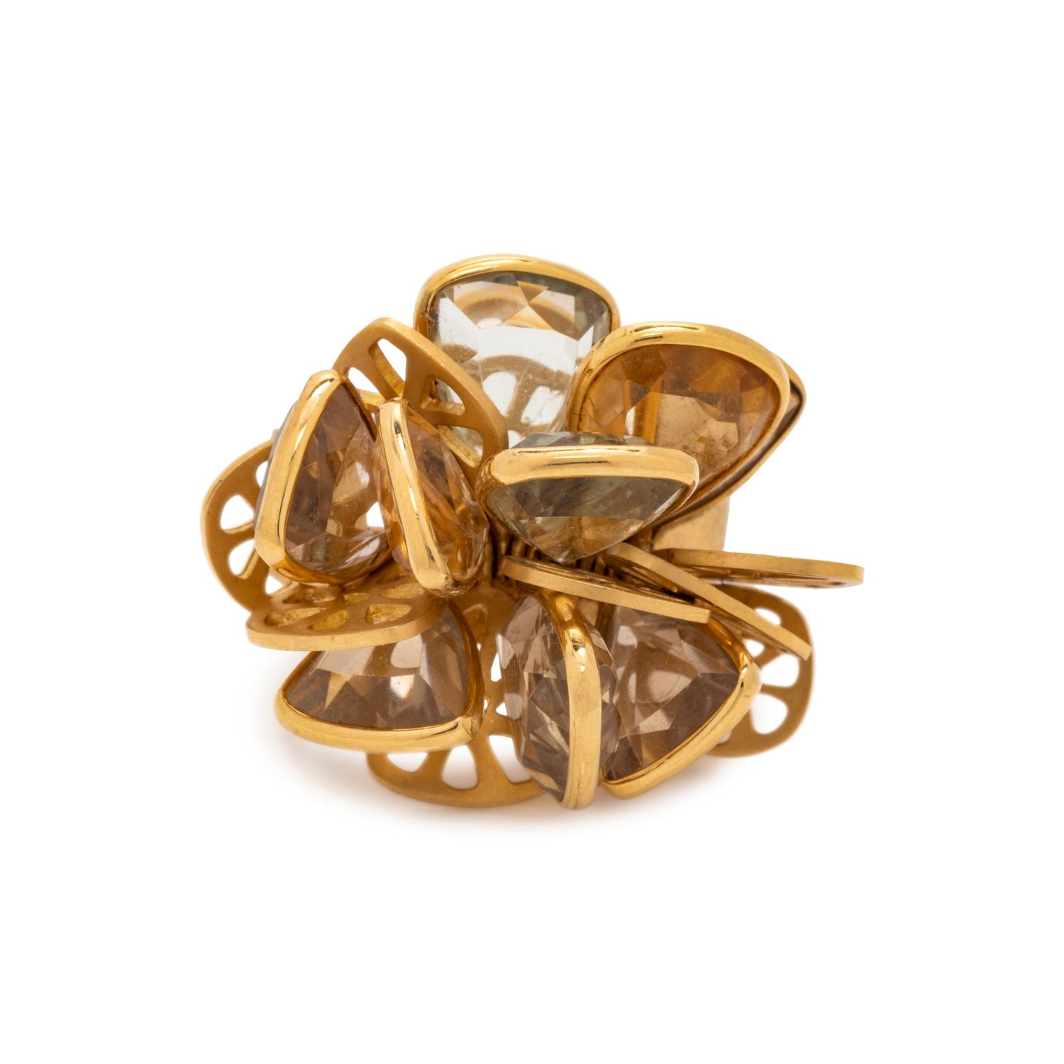 YELLOW GOLD AND GEMSTONE RING