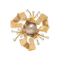 YELLOW GOLD, CULTURED TAHITIAN PEARL AND DIAMOND BROOCH