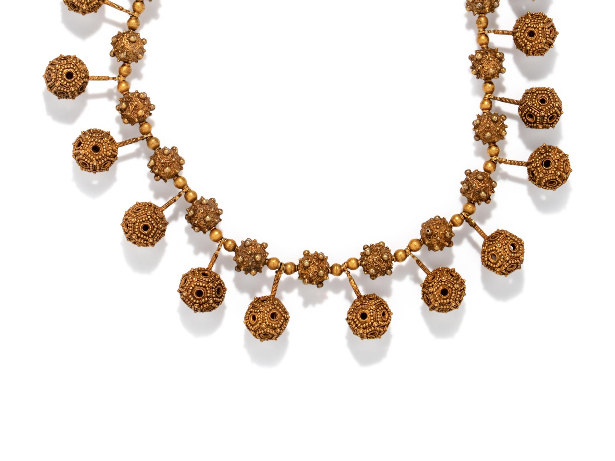 An Islamic Gold Necklace
