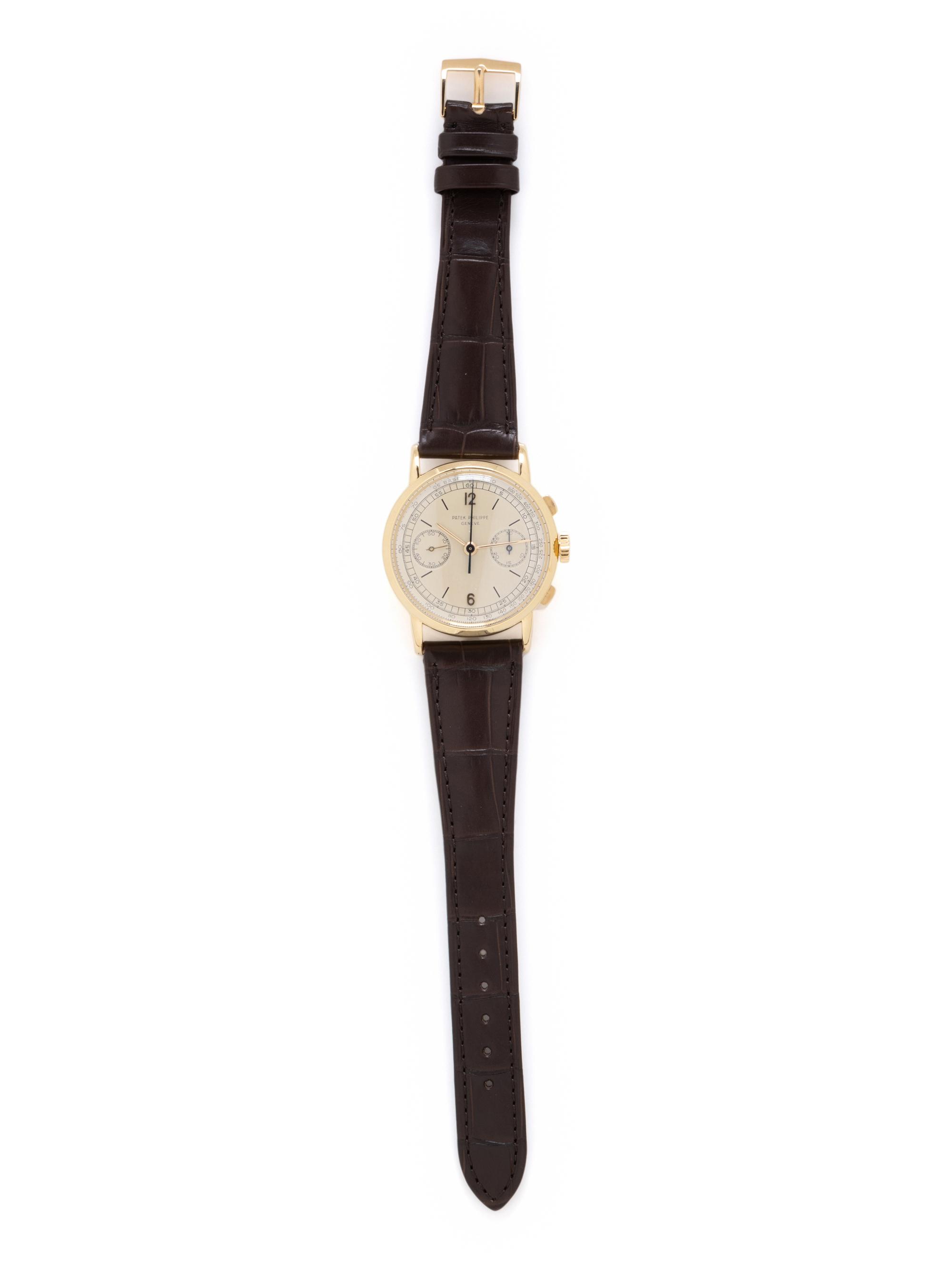 PATEK PHILIPPE, AN 18K YELLOW GOLD CHRONOGRAPH WATCH, EXTRACT FROM THE ARCHIVES & PATEK SERVICE PAPERWORK