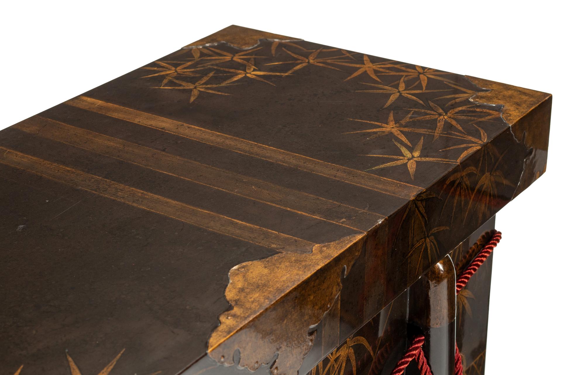 A Pair of Japanese Export Lacquer Lift-Top Chests