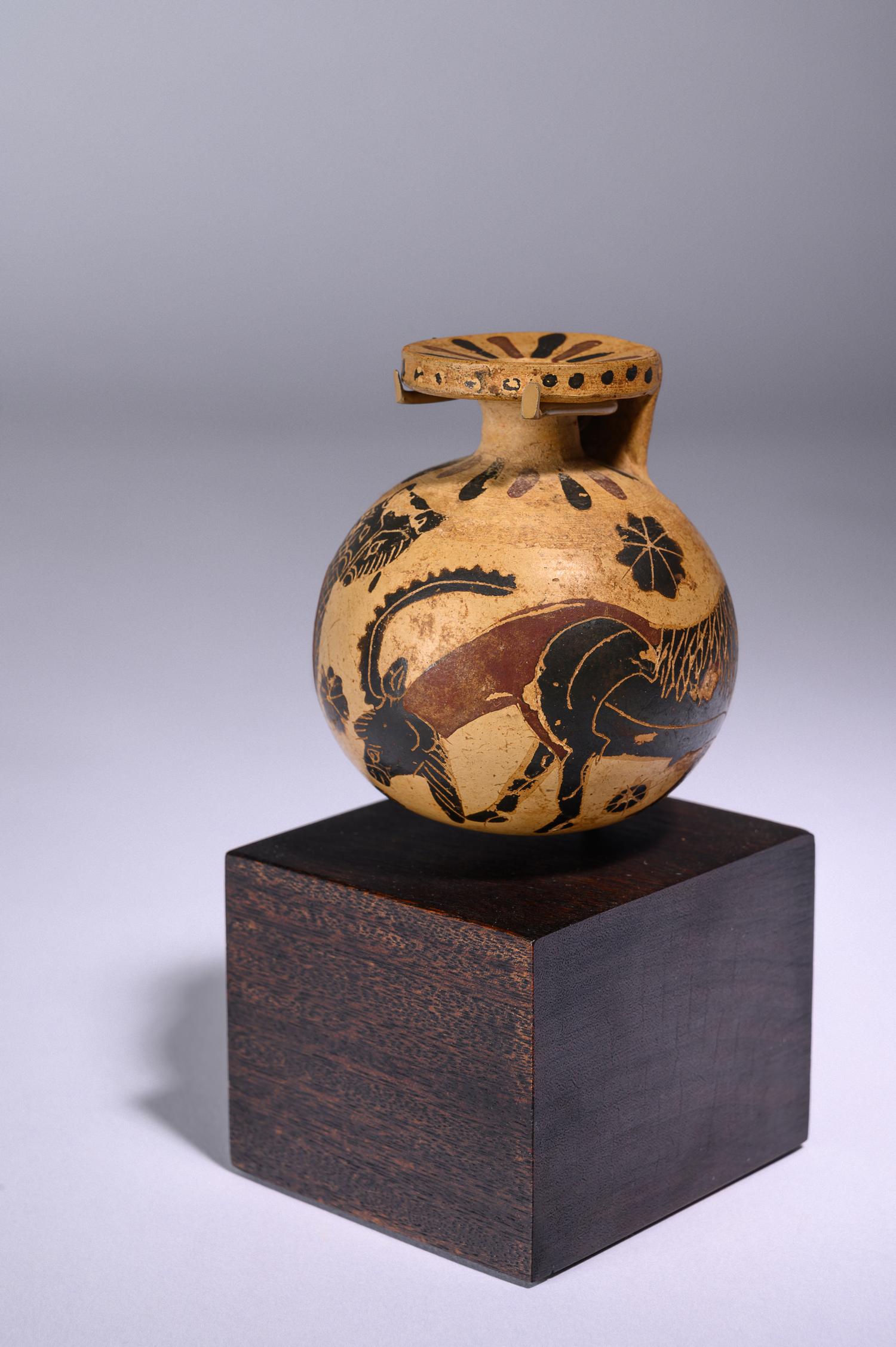 Two Corinthian Black-Figured Vessels: An Aryballos and An Alabastron