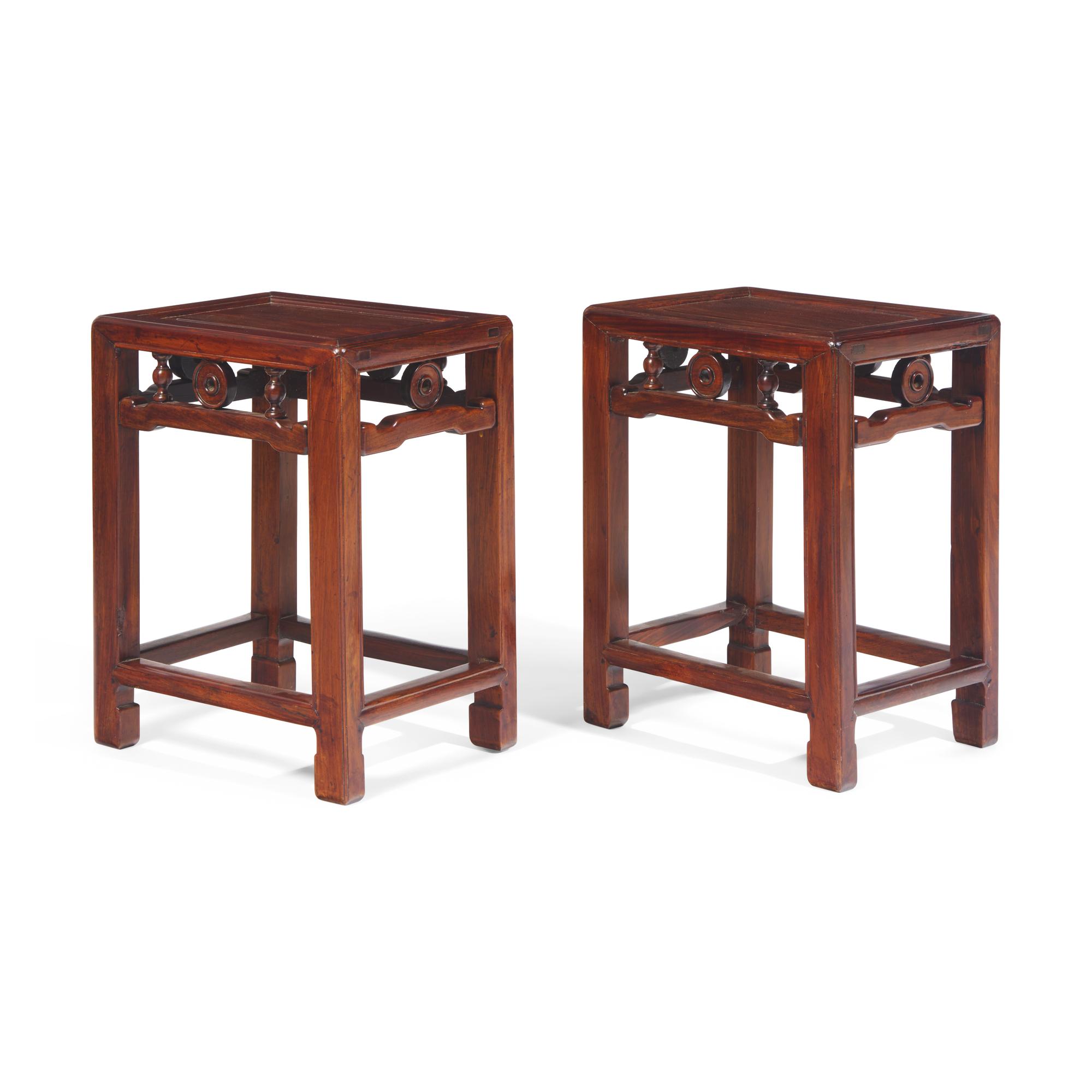 A Pair of Chinese Huanghuali Corner Leg Stools, Fangdeng, Late Qing Dynasty 清晚期 黃花梨方凳一對