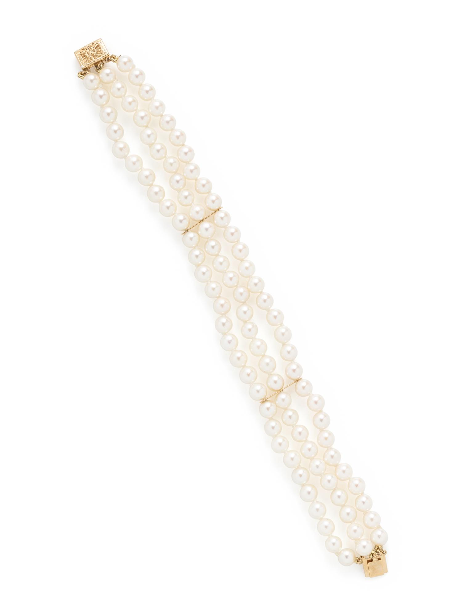 COLLECTION OF YELLOW GOLD AND GEMSTONE JEWELRY