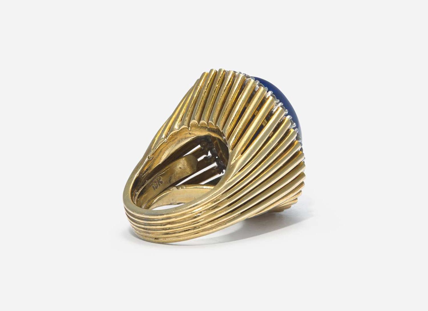 An 18K Yellow Gold, Lapis Lazuli, and Diamond Cocktail Ring