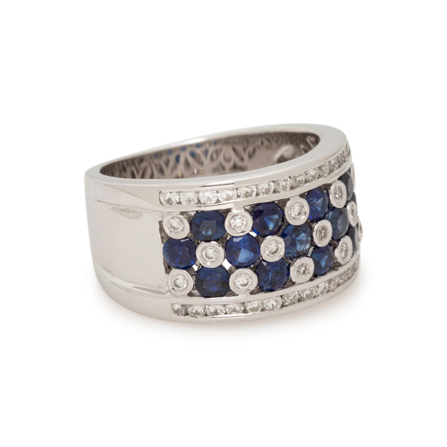 DIAMOND AND SAPPHIRE RING