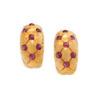 YELLOW GOLD AND RUBY QUILTED EARRINGS