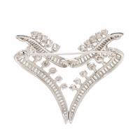 DIAMOND AND PLATINUM BROOCH