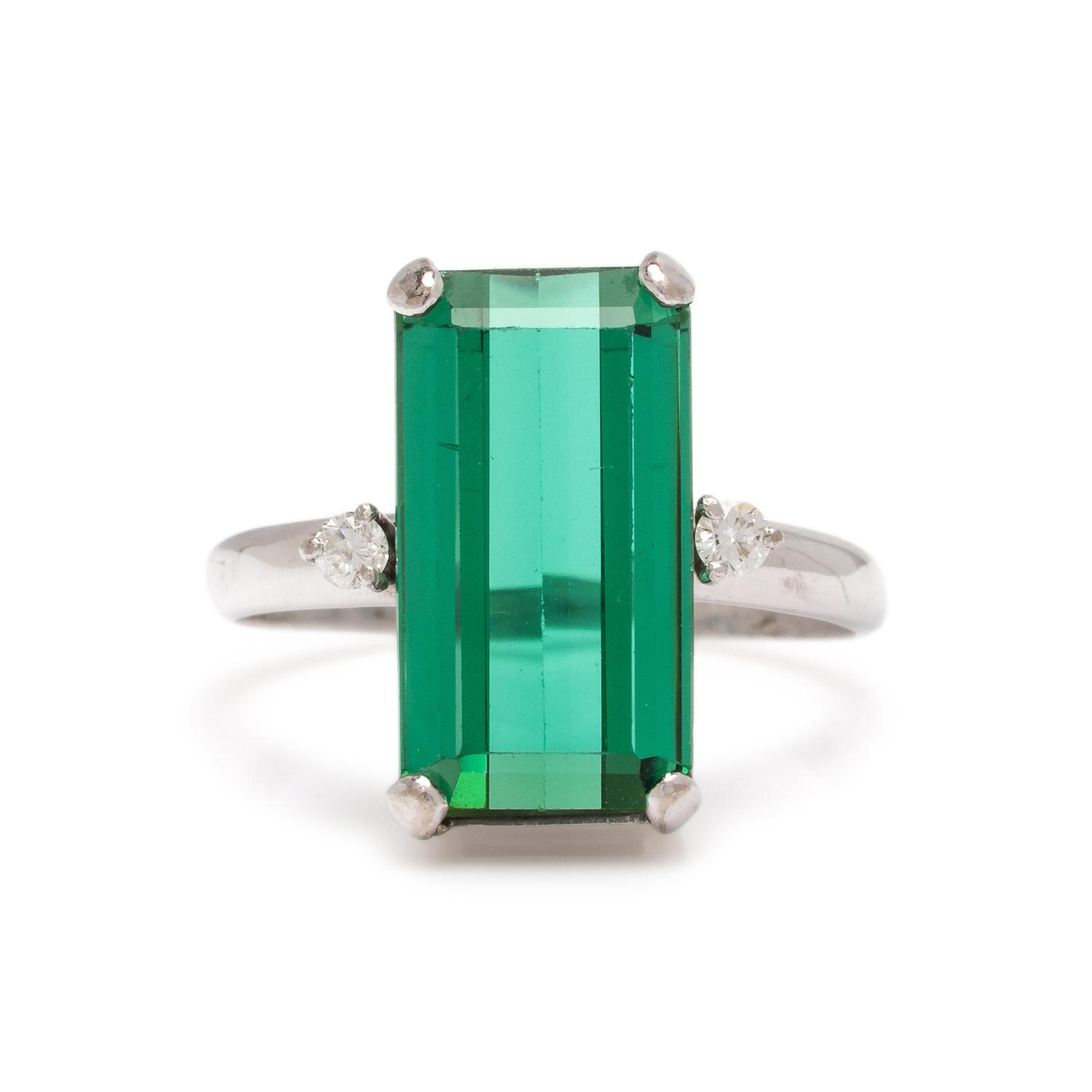 GREEN TOURMALINE AND DIAMOND RING