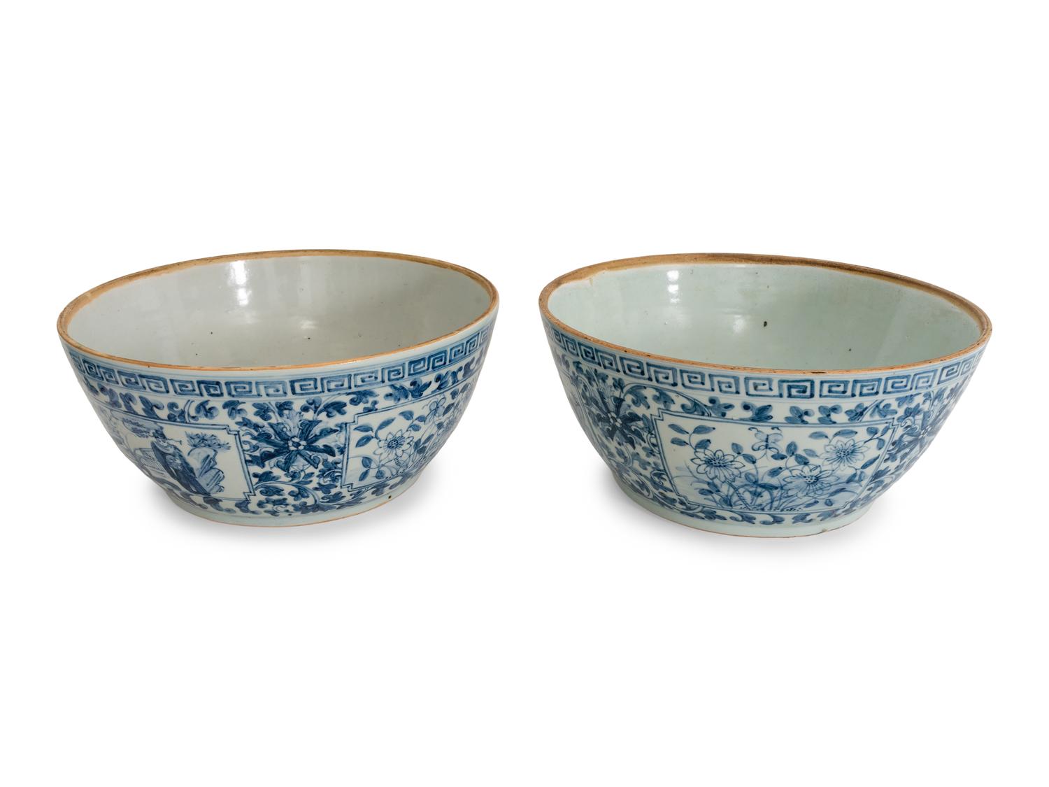 A Pair of Large Chinese Export Blue and White Porcelain Covered Bowls