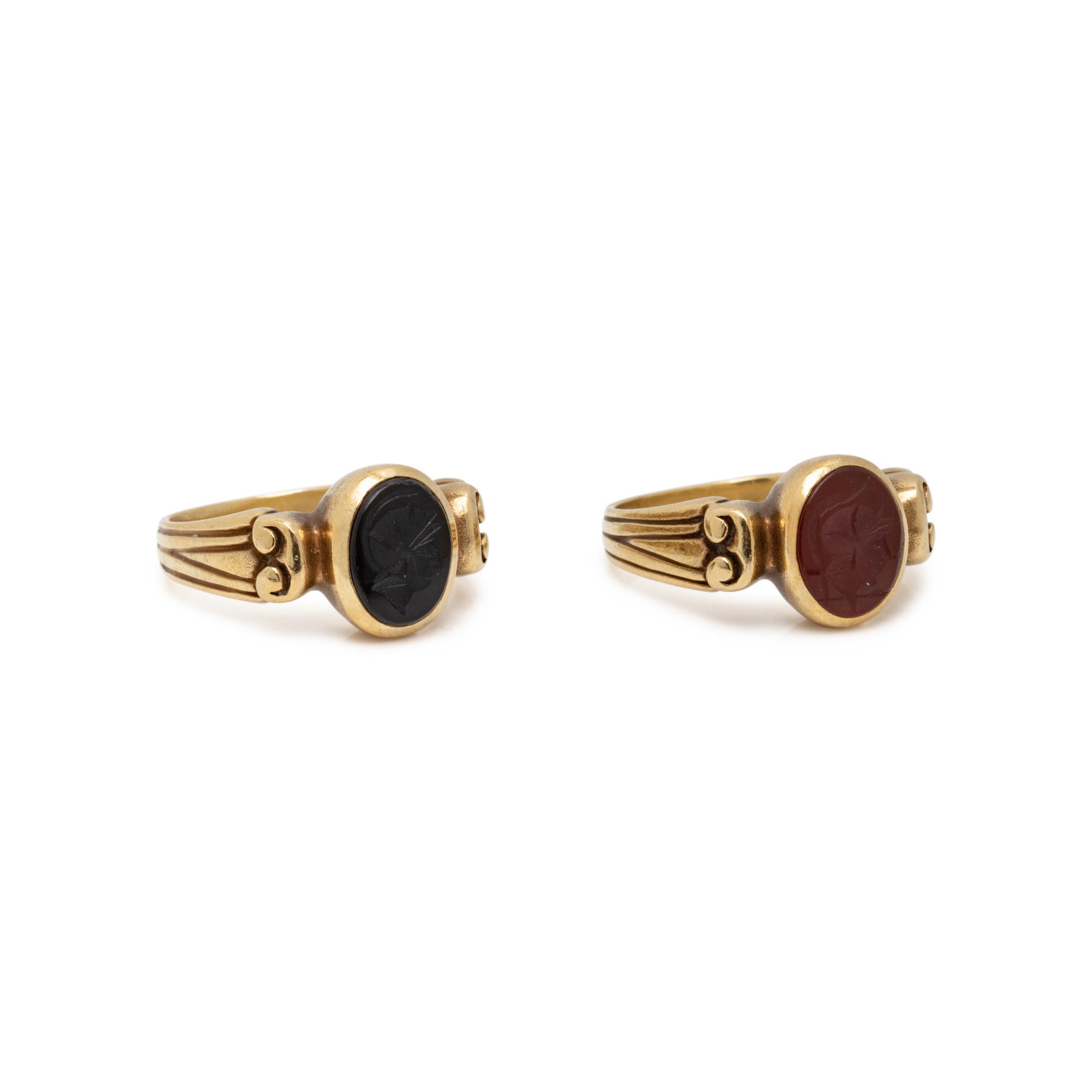 VAHE NALTCHAYAN, PAIR OF YELLOW GOLD AND HARDSTONE INTAGLIO RINGS