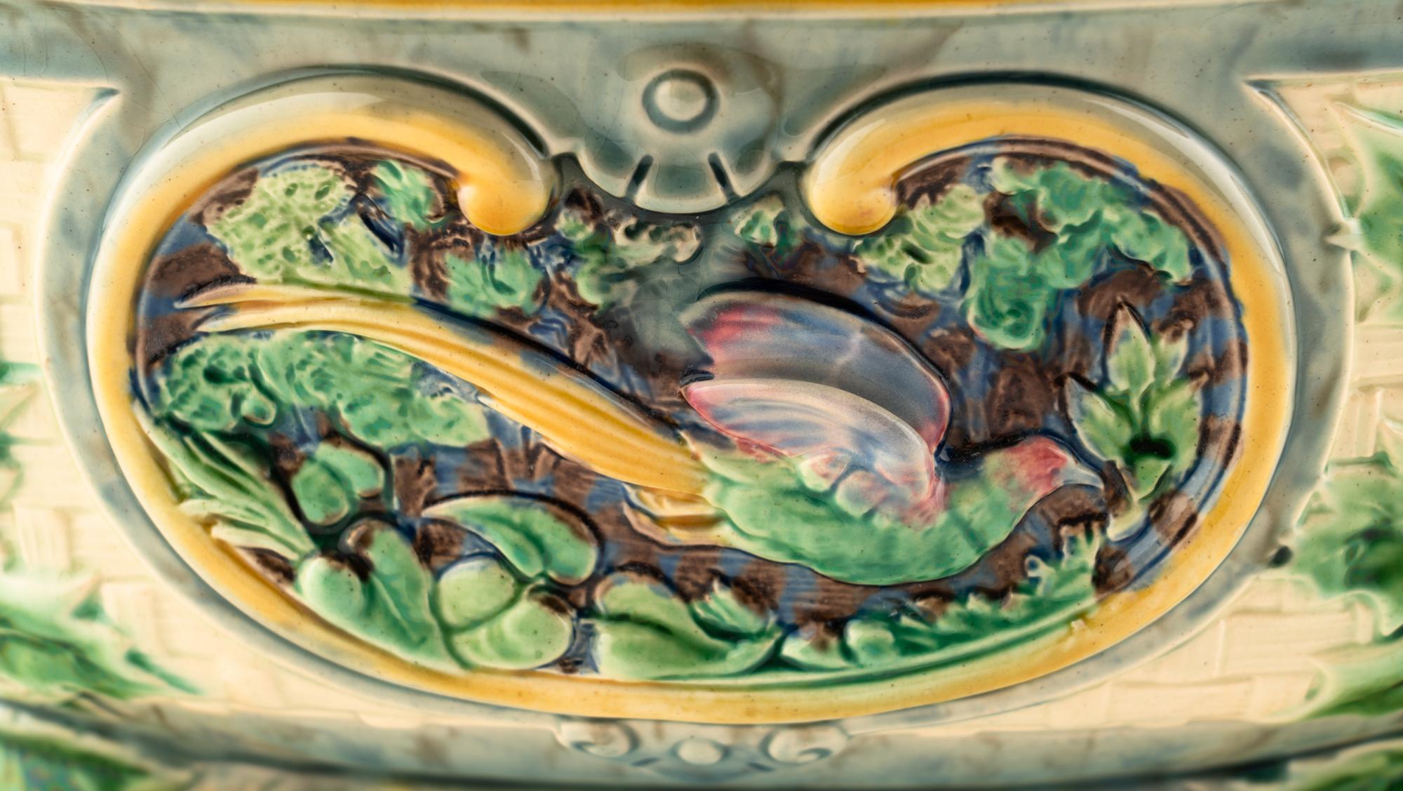 A Minton Majolica "Gun Dog" Game Pie Dish and Cover