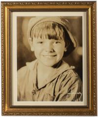 [ENTERTAINMENT]. A collection of 18 vintage photographs of members of the Ziegfeld Follies, many autographed by the sitter. — Circa 1930