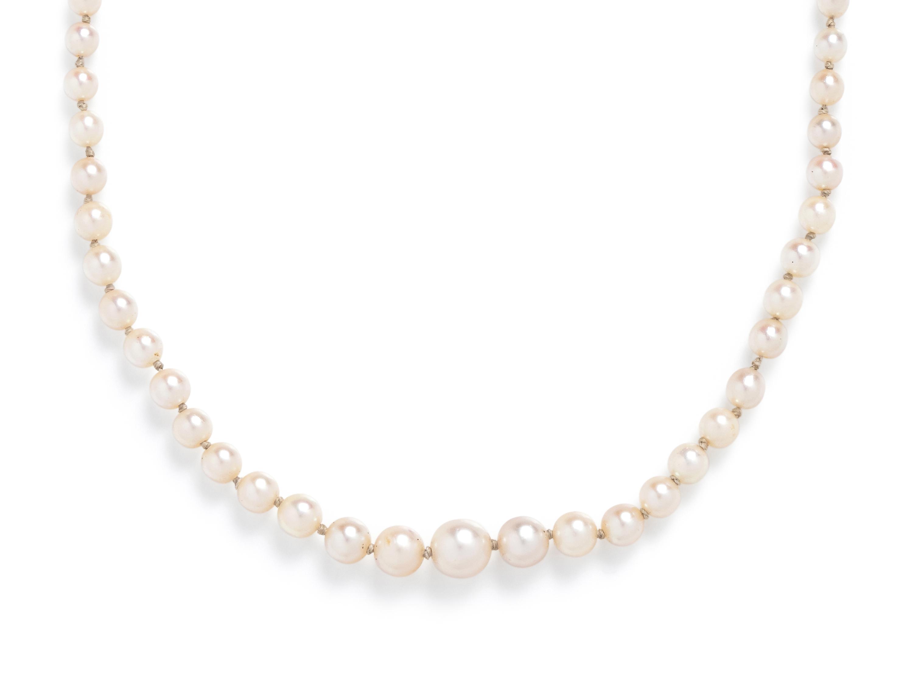 FRENCH, PEARL NECKLACE