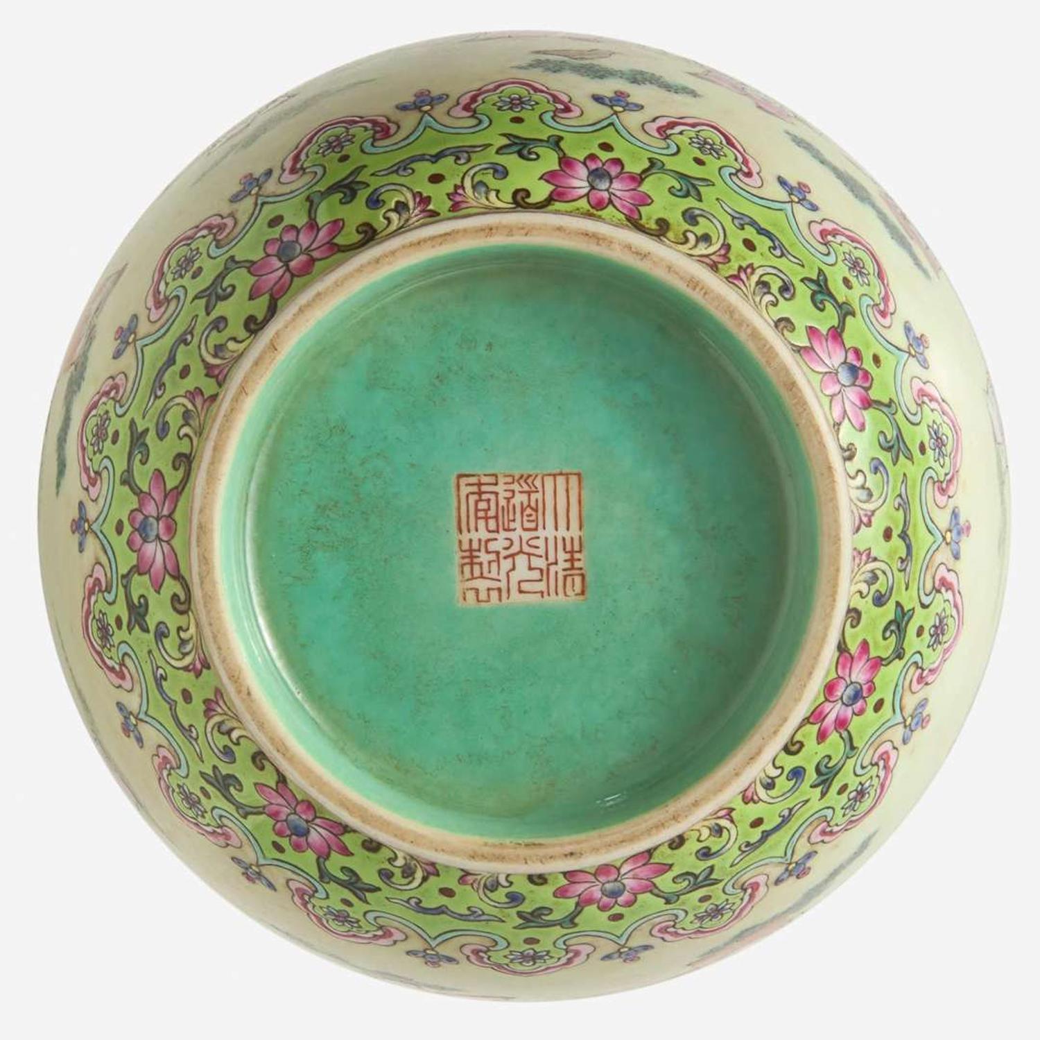 A Chinese famille rose-decorated "Boys" vase 粉彩嬰戲瓶