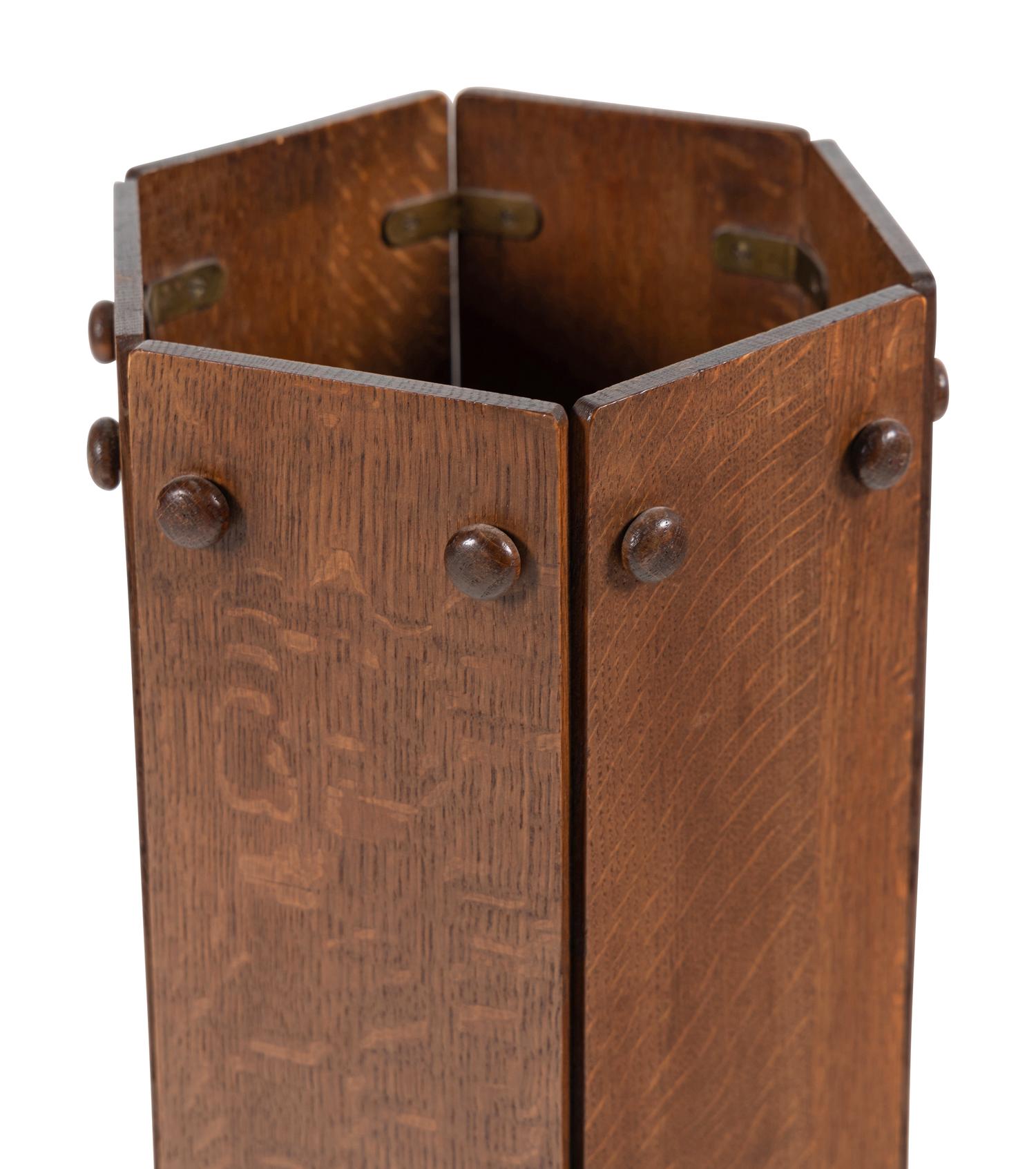 Six-Sided Umbrella Stand
