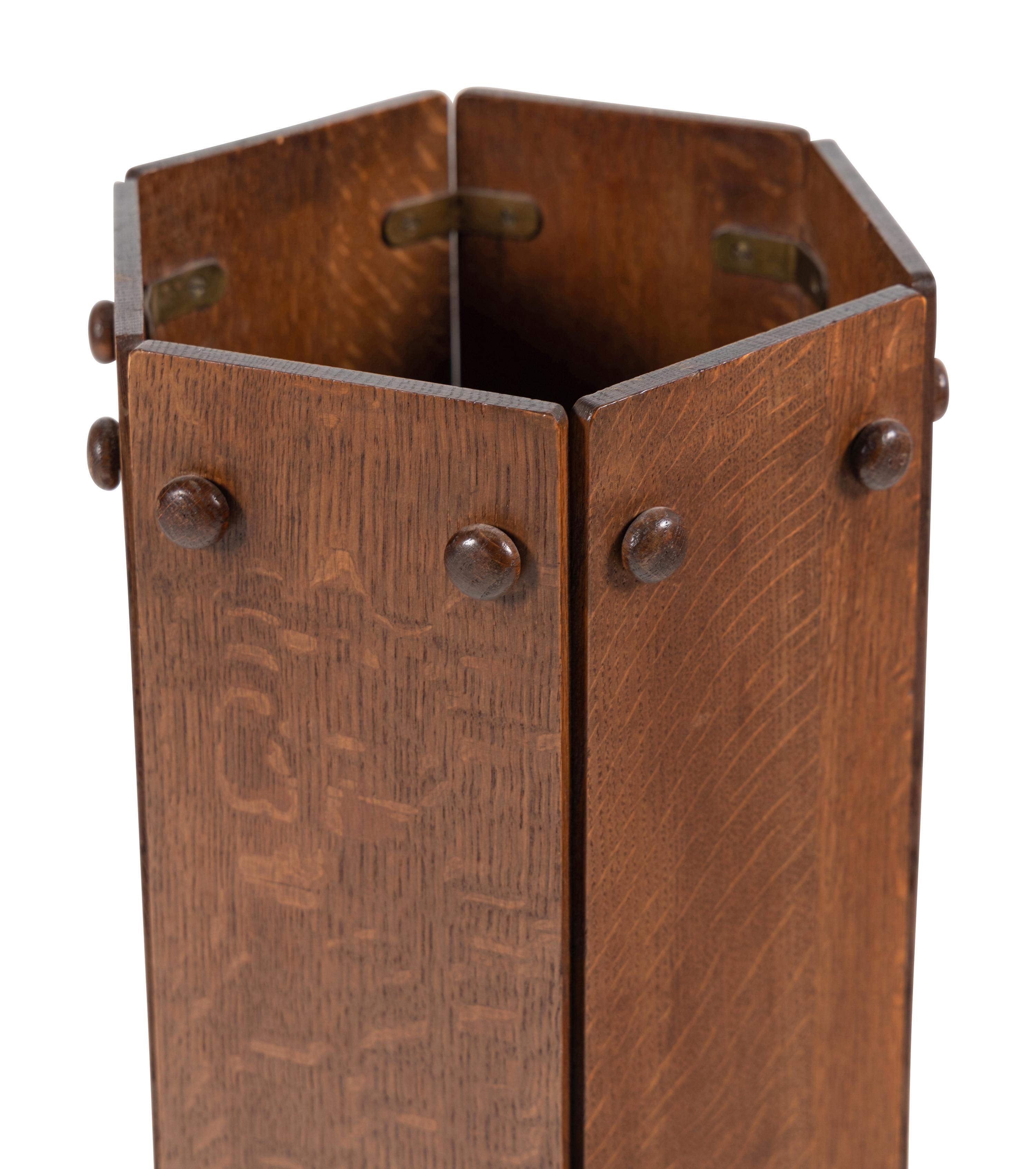 Six-Sided Umbrella Stand