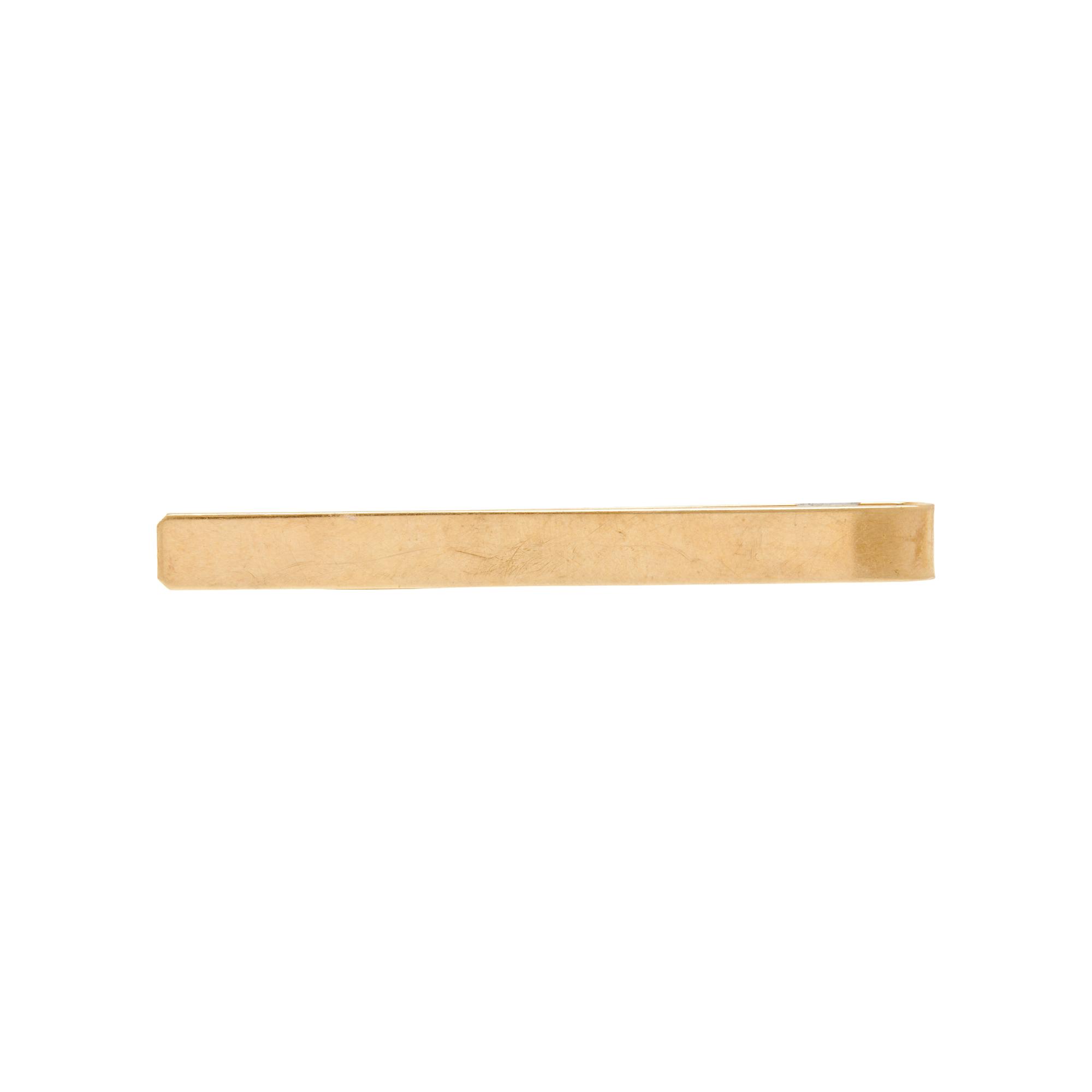 COLLECTION OF YELLOW GOLD MEN'S ACCESSORIES
