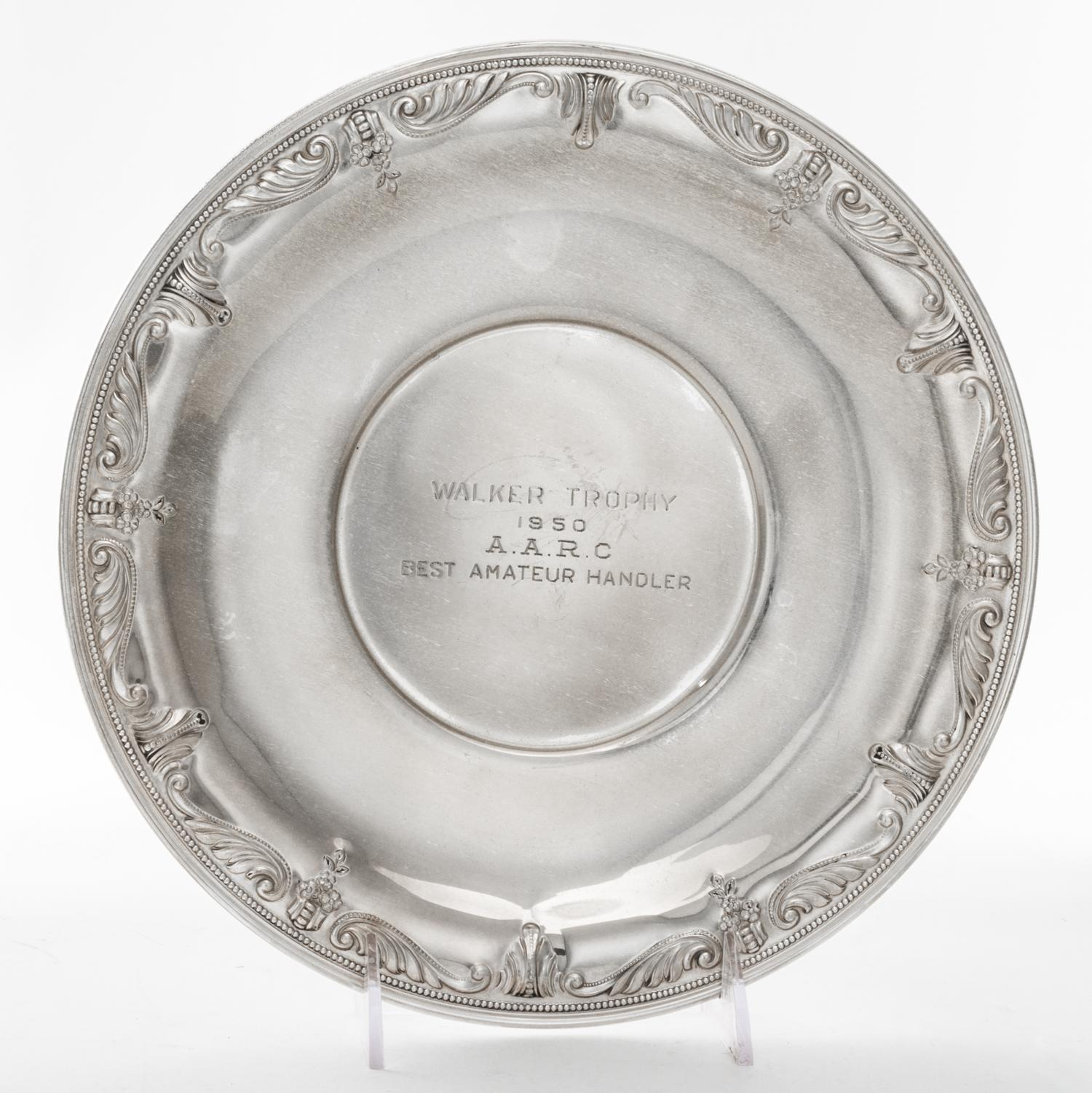 An American Silver Presentation Plate, Wallace Silversmiths, Wallingford, CT, 20th Century, in the Stradivari pattern, center engraved