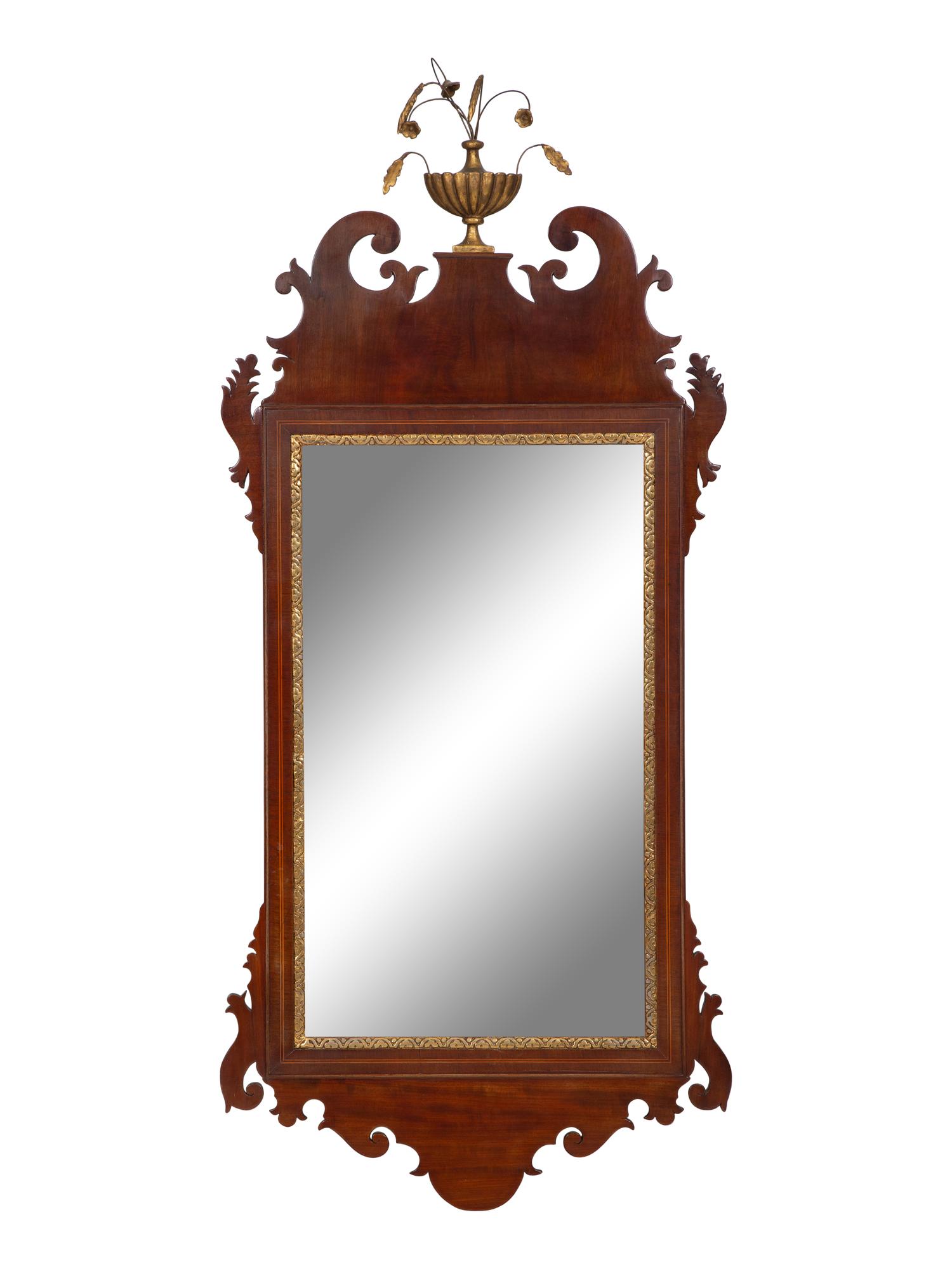 A Federal Style Parcel-Gilt Mahogany Mirror