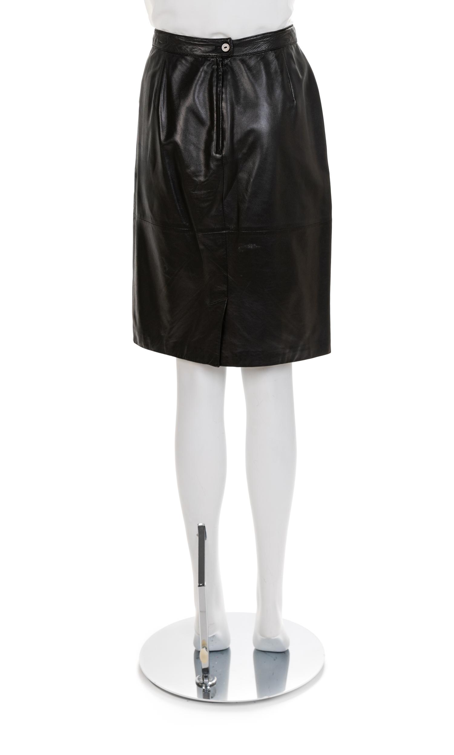 Valentino Black Leather Skirt, 1990-2000s Size label: 44
