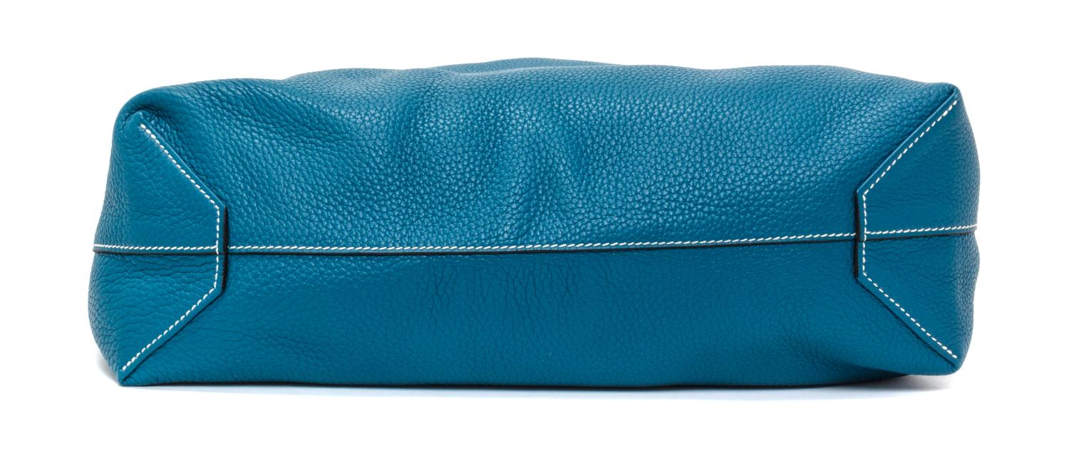 An Hermes Bleu Izmir/Bleu Sapphire 45cm Taurillon Clemence Double Sens Tote, 17.5" x 15.5" x 5".