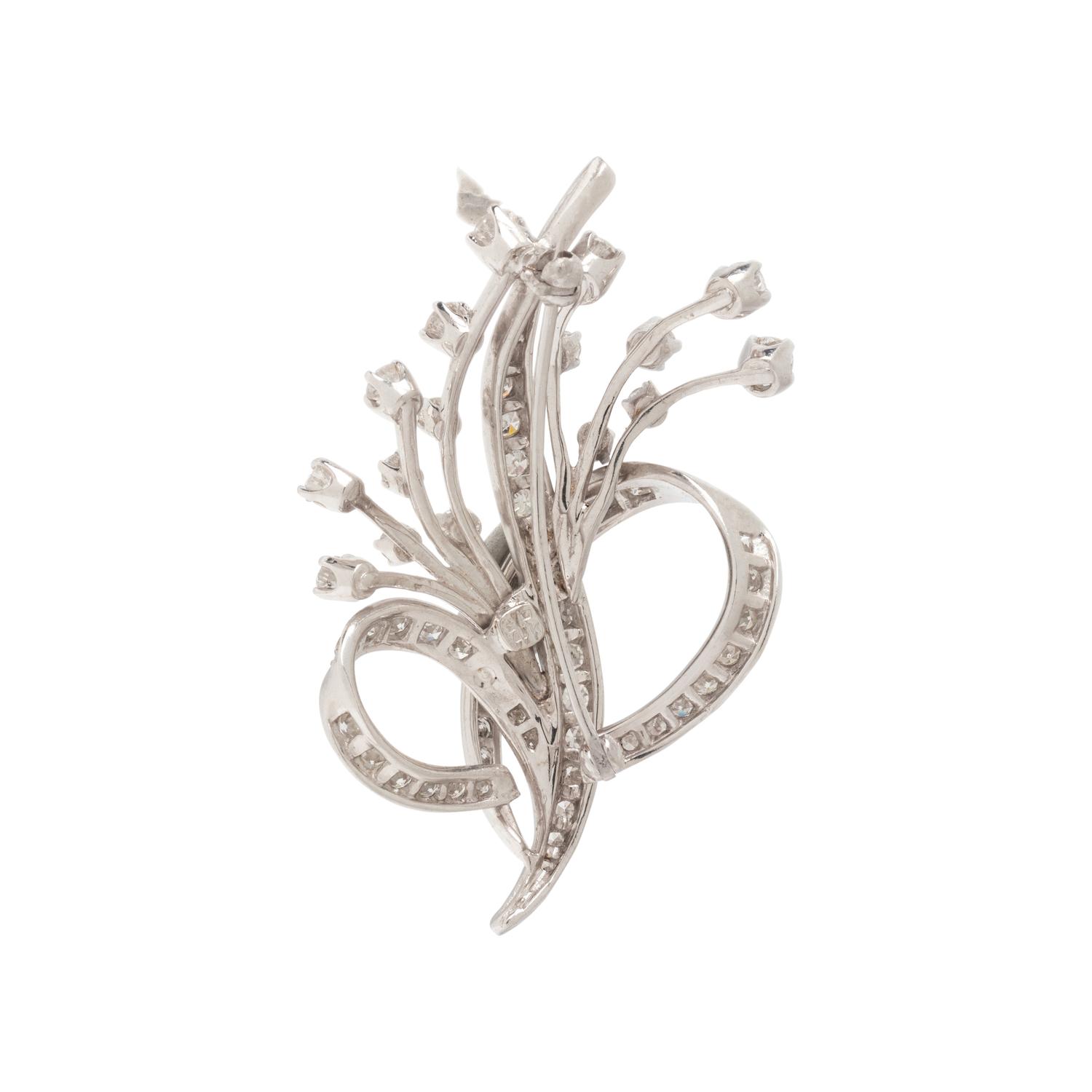 WHITE GOLD AND DIAMOND SPRAY BROOCH