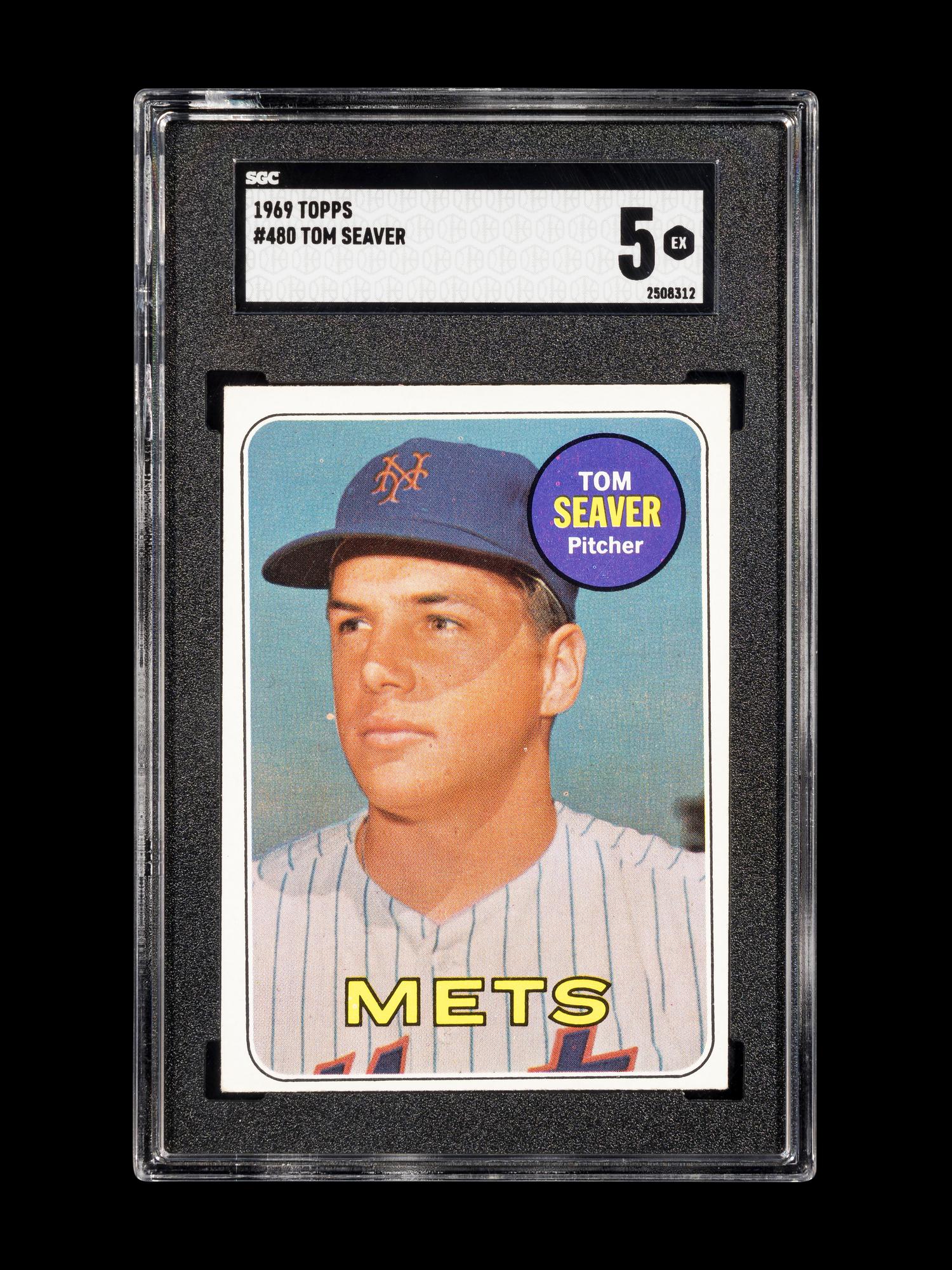 A Group of Tom Seaver Topps Baseball Cards Including 1967 Rookie Card No. 581 (SGC 3 VG),