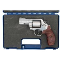 *Smith & Wesson 629-5 in Box with Accessories