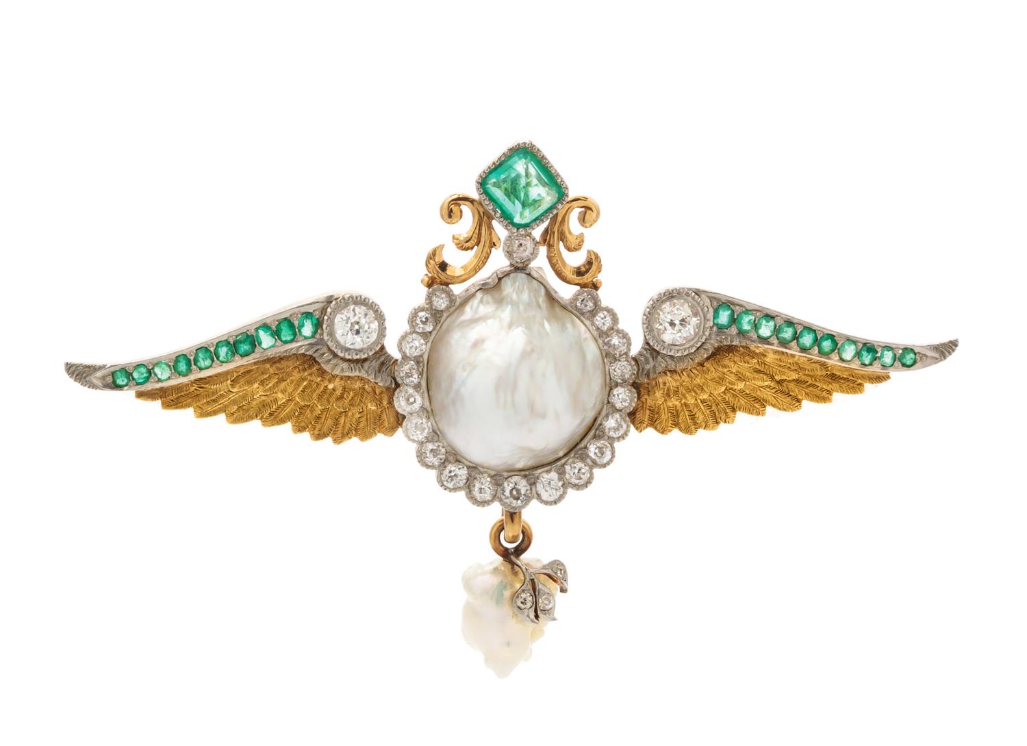 An Edwardian Platinum Topped Gold, Emerald, Diamond and Pearl Pendant/Brooch, 13.70 dwts.