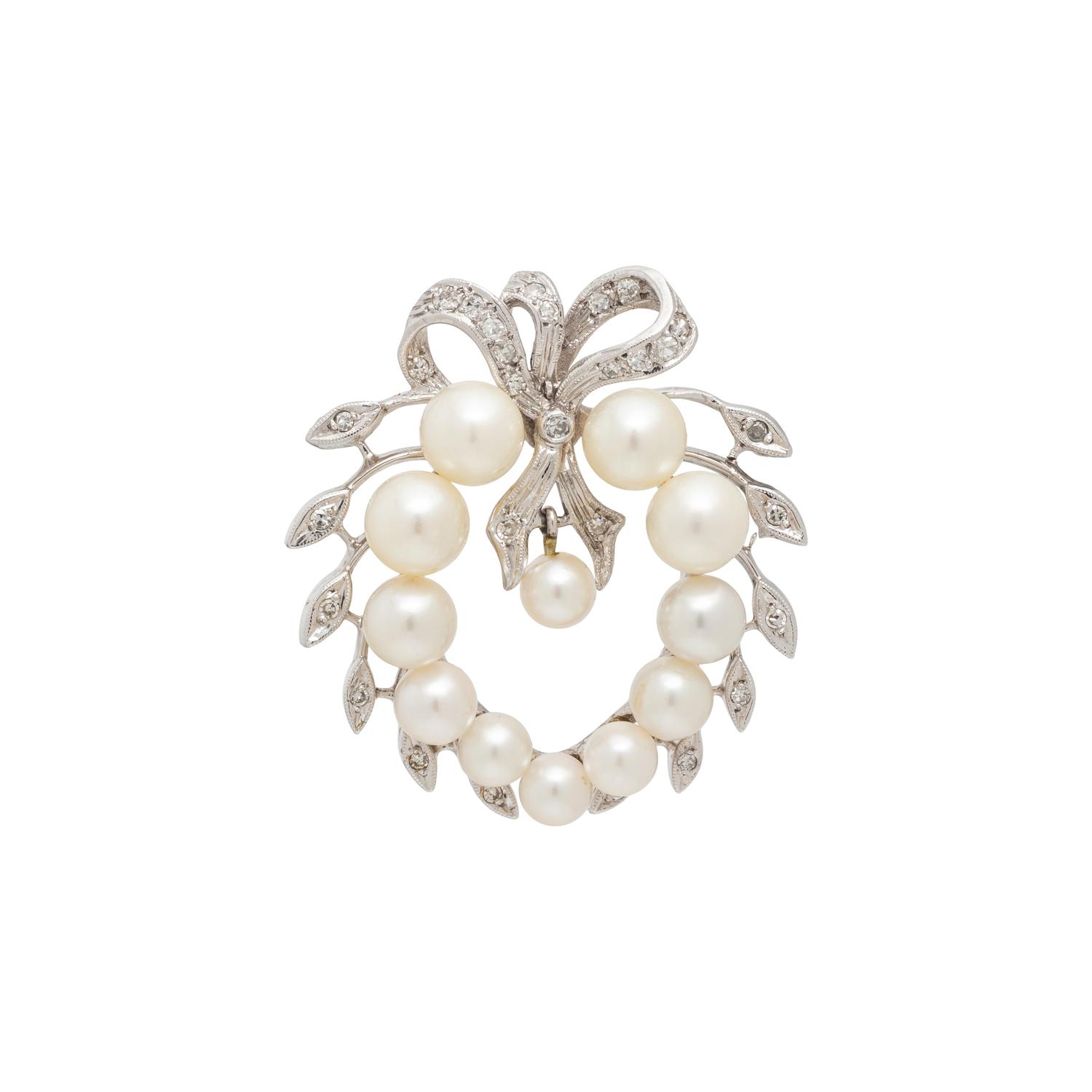 CULTURED PEARL AND DIAMOND BROOCH