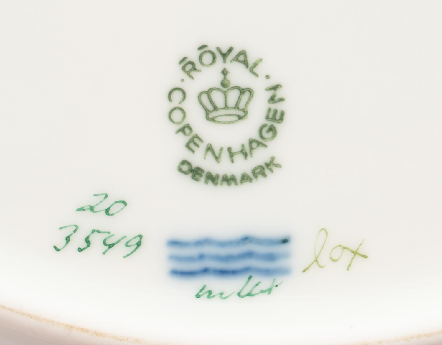 A Set of Eight Royal Copenhagen Flora Danica Porcelain Dinner Plates