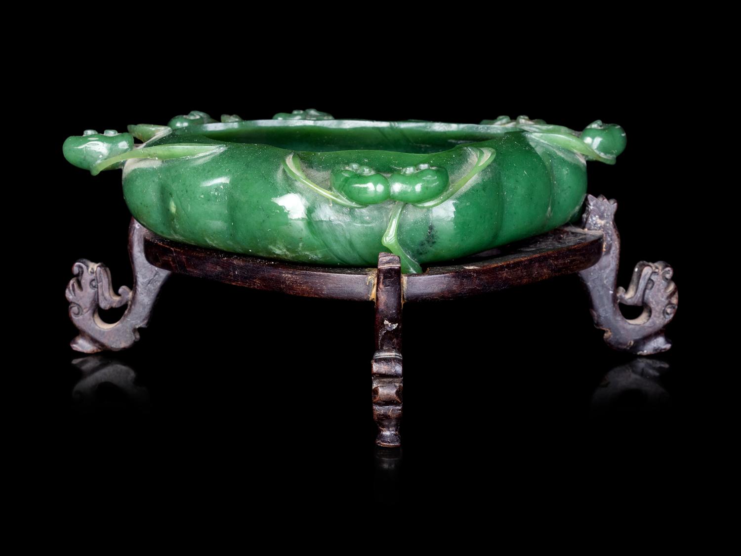 A Chinese Hardstone 'Lingzhi' Brush Washer