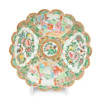 A Rose Medallion Scalloped Edge Porcelain Plate