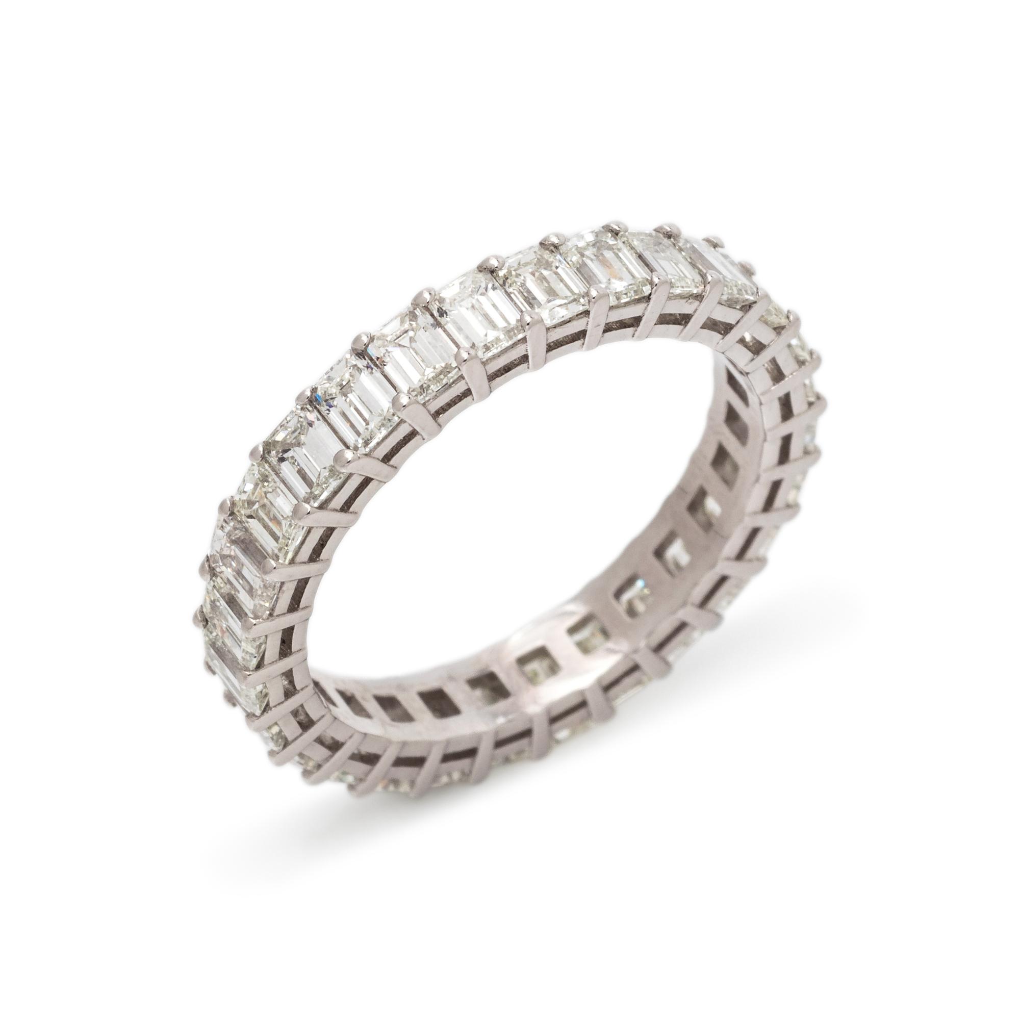 DIAMOND ETERNITY BAND