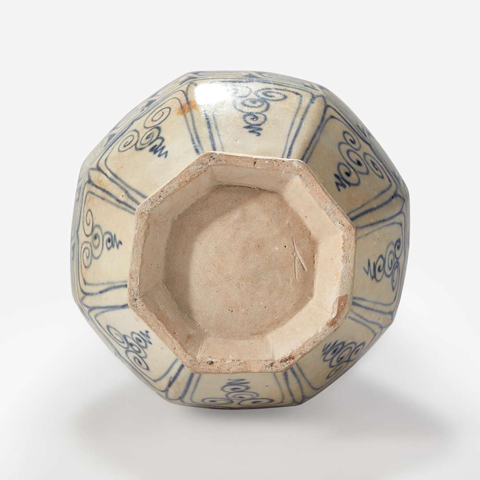 A Vietnamese blue and white octagonal bottle vase Le dynasty 15th/16th century